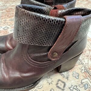 Freebird Shena brown leather boots size 9 Preowned